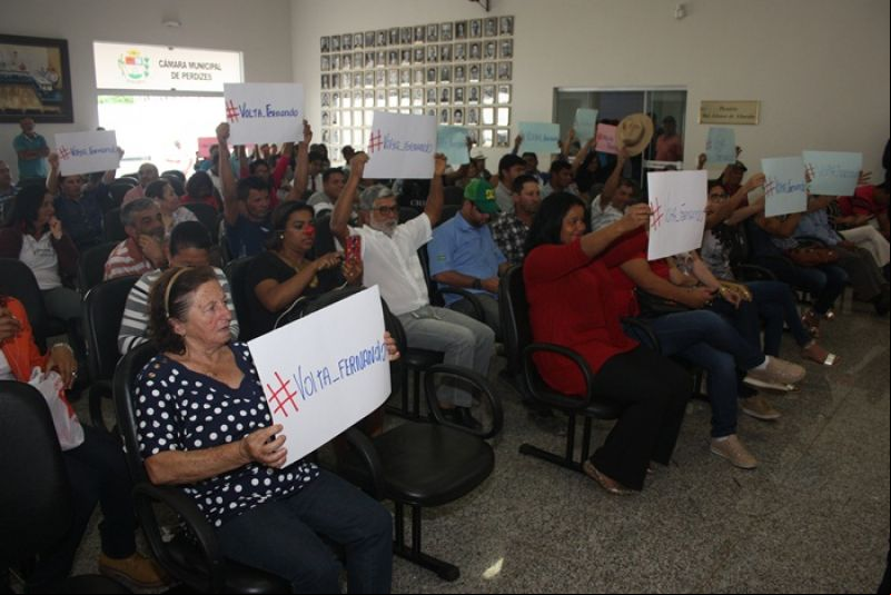 PREFEITO DE PERDIZES É RECONDUZIDO AO CARGO DE PREFEITO.
